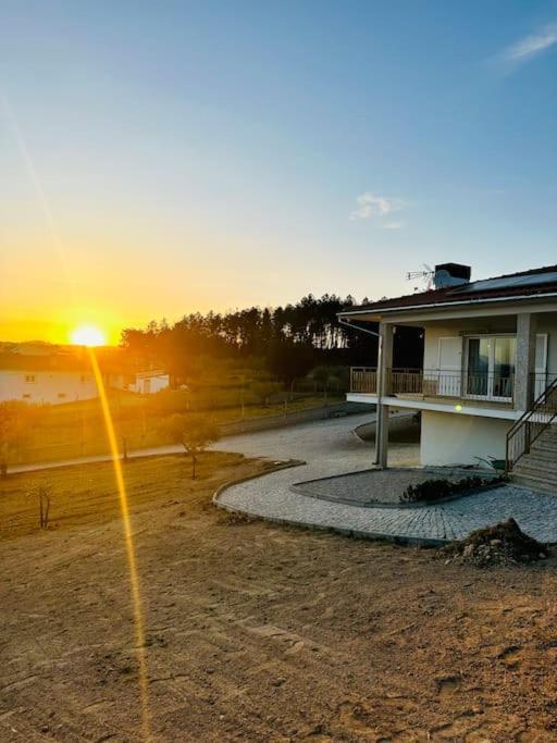 Reis House Villa Torre de Dona Chama Bagian luar foto