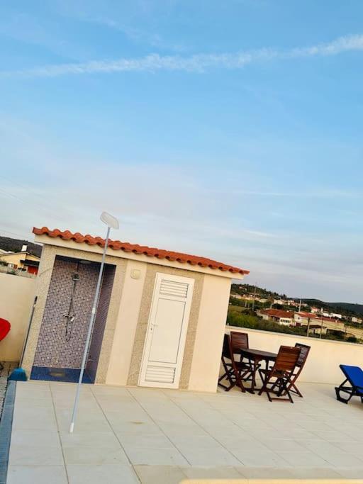 Reis House Villa Torre de Dona Chama Bagian luar foto
