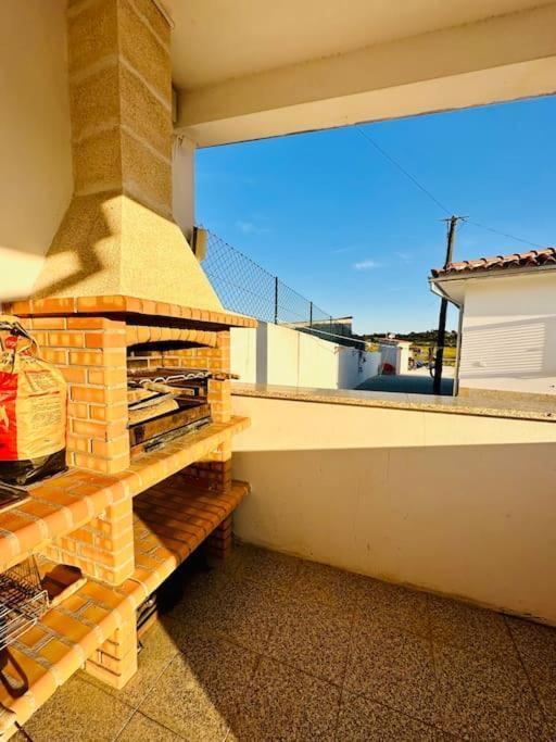 Reis House Villa Torre de Dona Chama Bagian luar foto