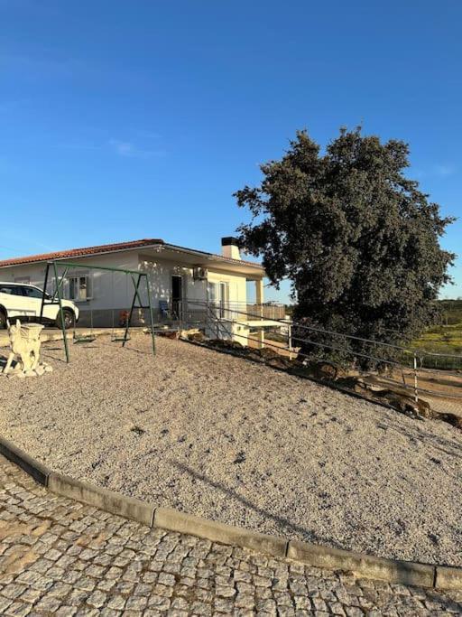 Reis House Villa Torre de Dona Chama Bagian luar foto